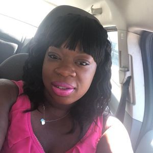 Meet your Posher, April